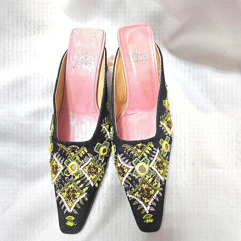 🔥🔥Fendi Blue and Pink Denim Mules